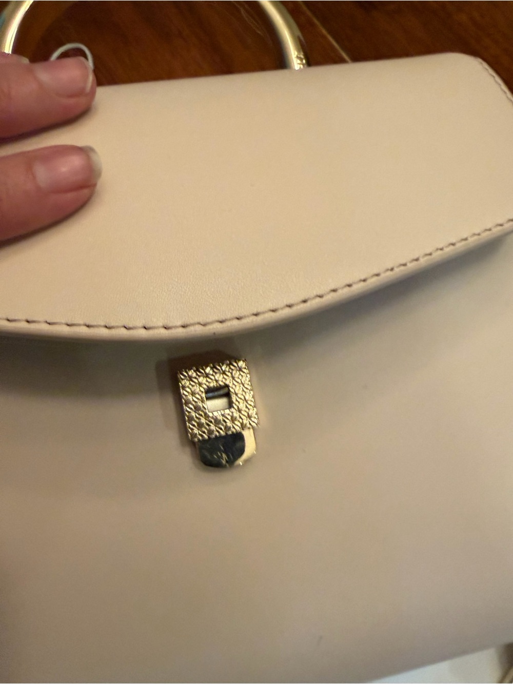 Furla Meridiana Light Pink Leather Handbag with distinctive metallic Top Handle - Picture 8 of 14